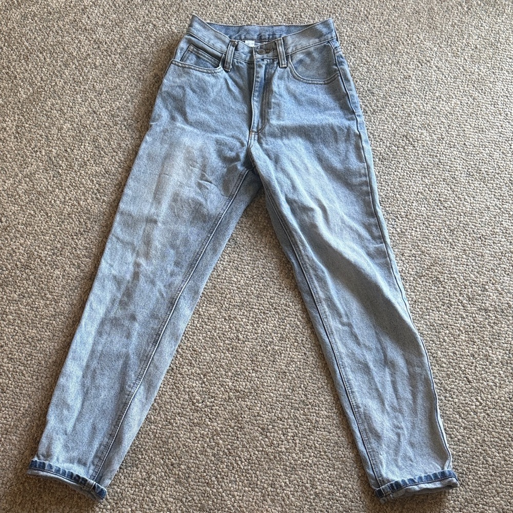 Classic High-Rise Light Blue Women's Jeans